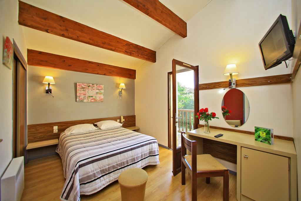 Le Clos Grand Pradines  Δωμάτιο φωτογραφία